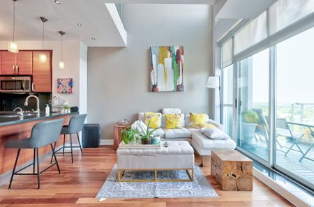 For Lease - 1 Avondale Avenue Unit# UPH03, Toronto, Ontario - Photo 3