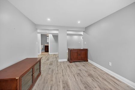 For Lease - 764 Upper Ottawa Street, Hamilton, Ontario - Photo 2