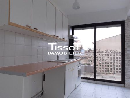 Location Appartement 3 pièces 61m² NIMES 30000 - Photo 3