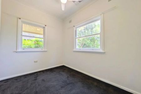 Peaceful Blue Mountains Living in the Heart of Warrimoo - Photo 4