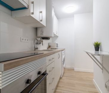 Exterior room in Villaverde Alto - Photo 4