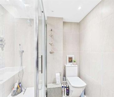 Ray Park Avenue, Maidenhead, Berkshire, SL6 - Photo 4