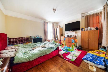 2 bedroom maisonette to rent - Photo 3