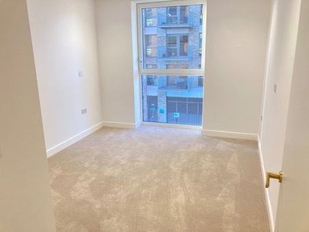 1 Bed Flat, Quay Walk, HA0 - Photo 5