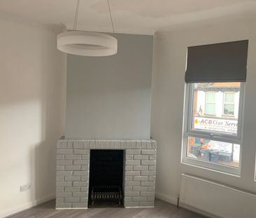 1 Bed Flat, Muirkirk Road, SE6 - Photo 2