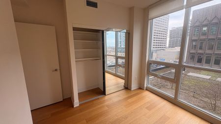 For Lease - 30 Roehmapton Avenue Unit# 802, Toronto, Ontario - Photo 3