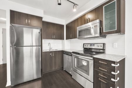 For Lease - 80 Esther Lorrie Drive Unit# 1015, Toronto, Ontario - Photo 2