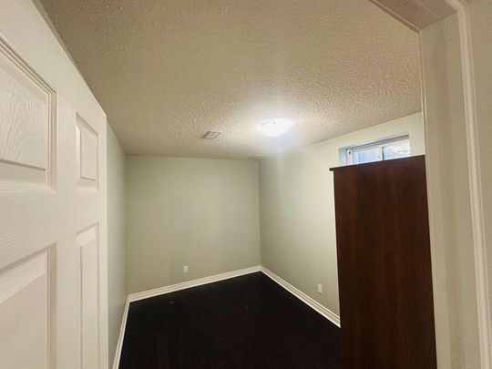 For Lease - 776 Mccue Drive, Oshawa, Ontario - Photo 1