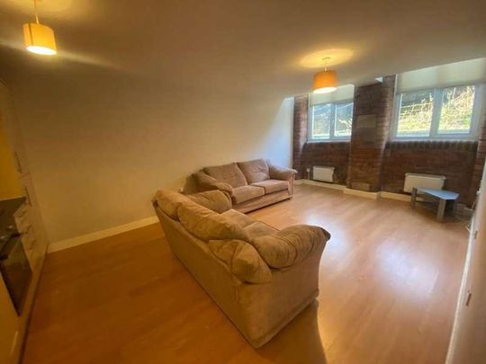 Fearnley Mill Drive, Colne Bridge Huddersfield, HD5 - Photo 1