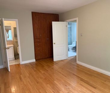 For Lease - 22 Whitelock Crescent Unit# Main, Toronto, Ontario - Photo 2