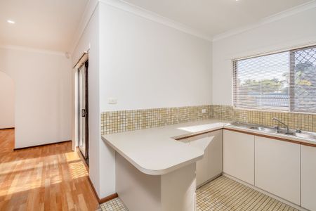 2/39 Allnutt Street, - Photo 5