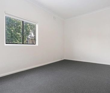 Stylish Renovated Unit in Prime Botany Location - Photo 2