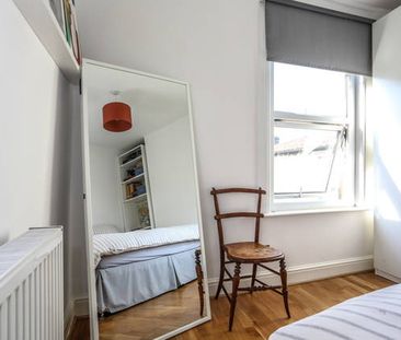 2 Bed Terraced House, Walton Road, E13 - Photo 6