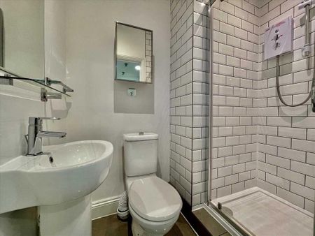 Studio to rent - Photo 3