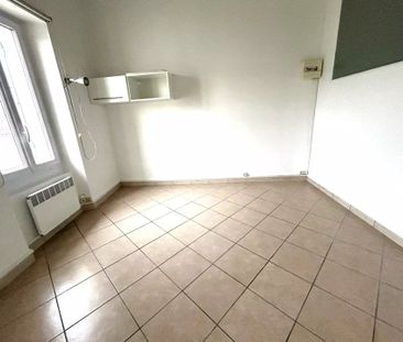 Location Appartement 2 pièces 38 m2 à Aubagne - Photo 3