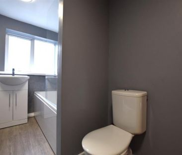 2 Bedroom Terraced To Let - Photo 6