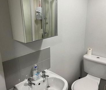 Flat 3, 14 Wellesley Avenue, Belfast, BT9 6DG - Photo 3