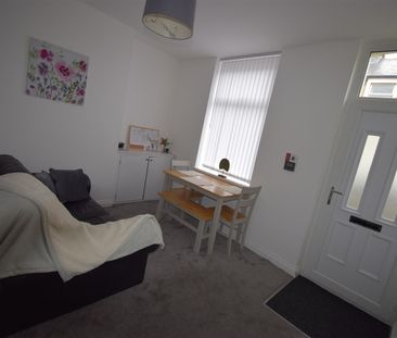 1 bed house share to rent in Sandhurst Street, Burnley, BB11 - Photo 3