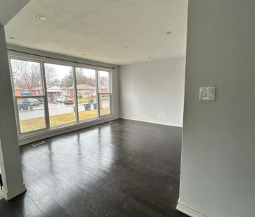 For Lease - 7 Strode Drive, Toronto, Ontario - Photo 5