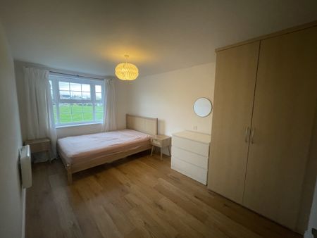 Delightful Part Furnished 2 Bedroom Flat for Rent in Ely - Photo 4