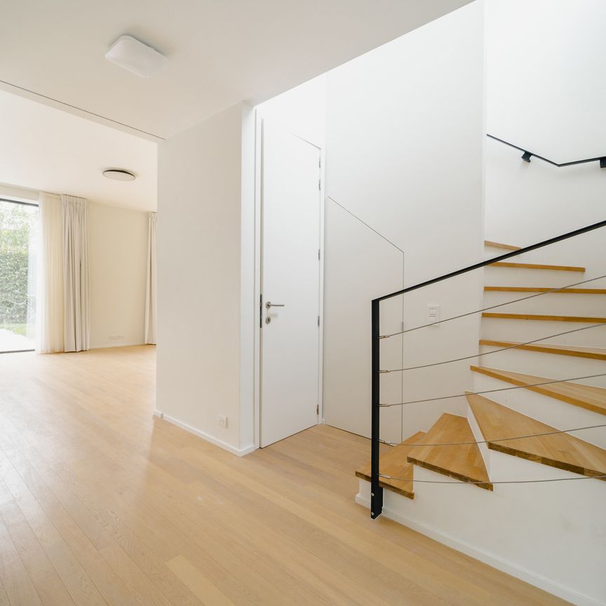 Prins van Oranje, Ukkel - Photo 1