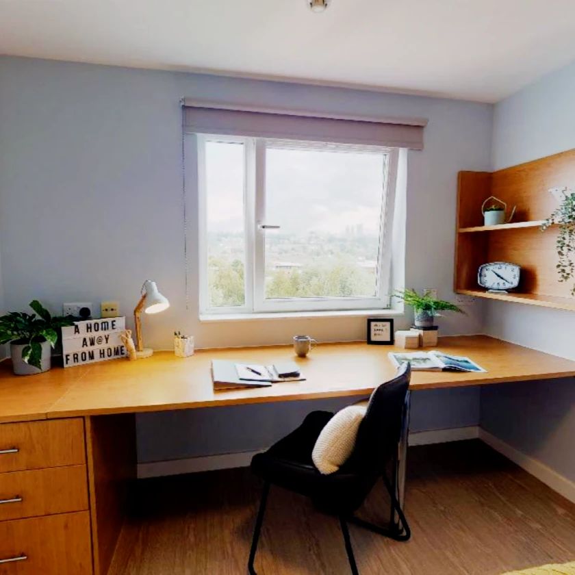 One Bed Apartment - Photo 1