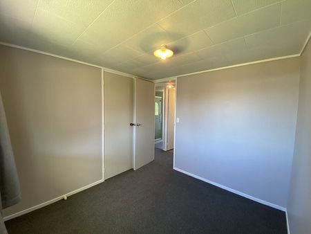 Spacious 3BR Family Haven in Mt. Wellington - Photo 4