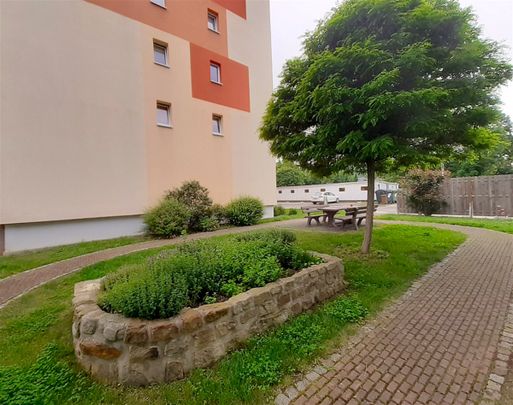 Tolle 3-Raum-Wohnung mit Einbauküche - Photo 1