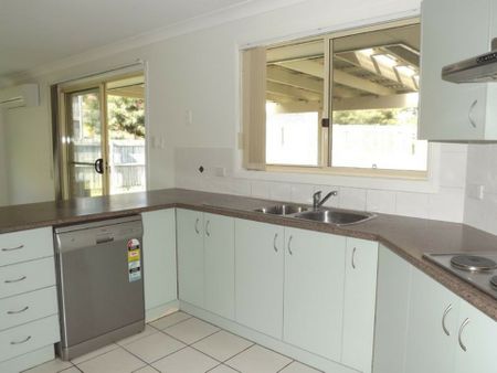 Comfortable Living in Upper Coomera - Photo 4