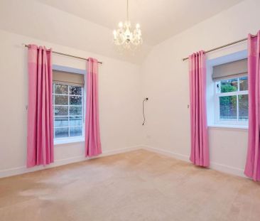 4 bedroom detached house to rent - Photo 3