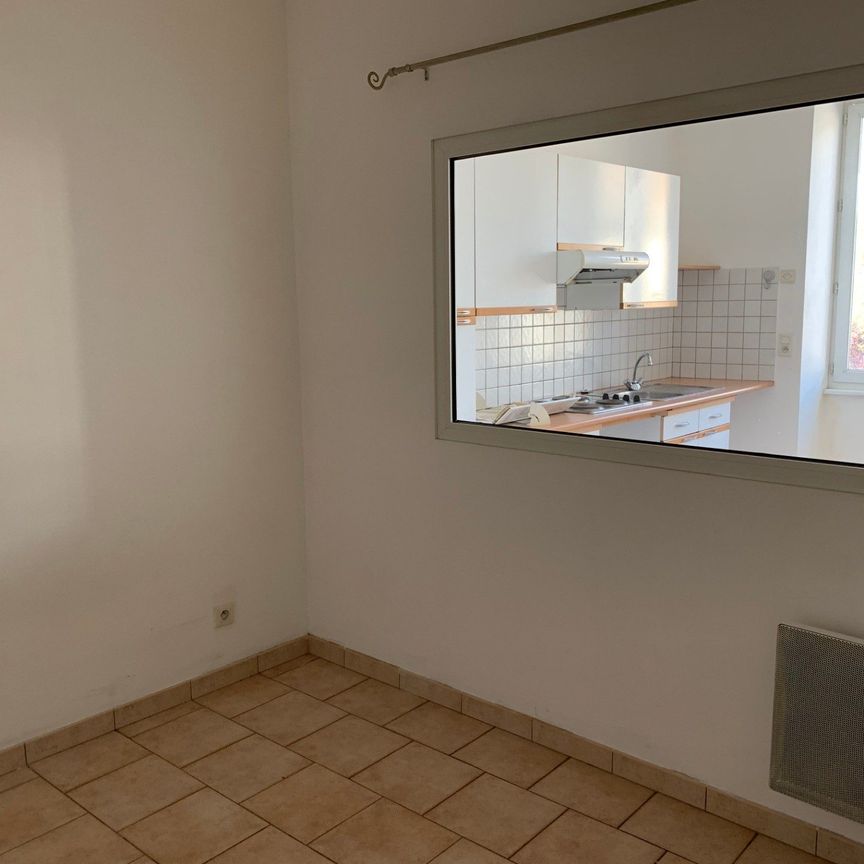 Location Appartement 2 pièces 37m² JOYEUSE 07260 - Photo 1
