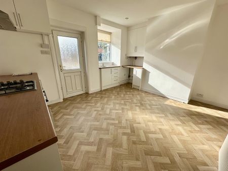 2 bedroom property to rent - Photo 5
