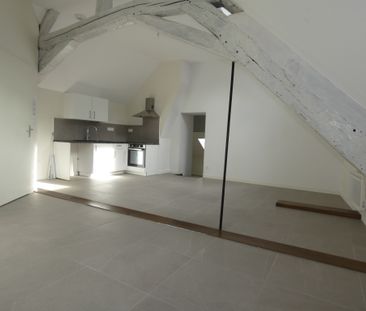 Location Appartement 3 pièces 59m² BEAUNE 21200 - Photo 2