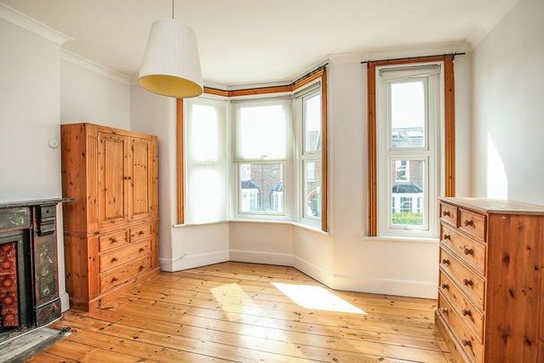 3 bedroom terraced house to rent - Photo 1