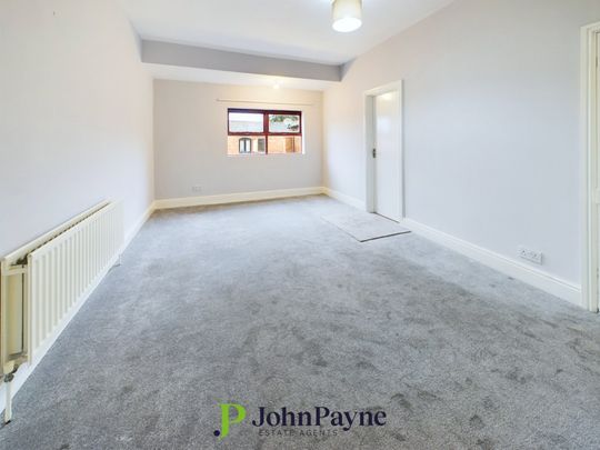 Berkeley Road South, Earlsdon, Coventry, CV5 6EE - Photo 1