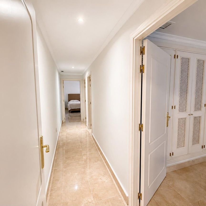 Middle Floor Apartment · San Pedro De Alcántara - Photo 1