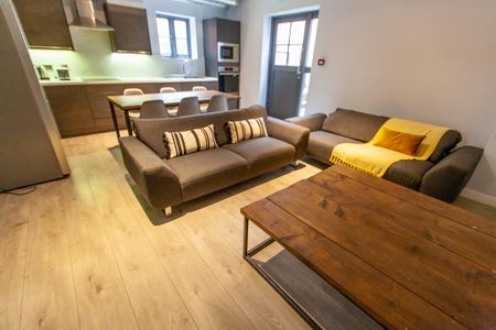 6 bedroom house to rent - Photo 2