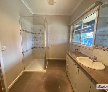 Spacious Country Home on 1 acre - Toolleen - Photo 6