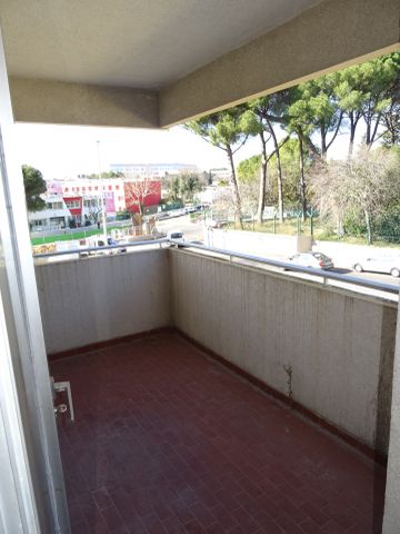 Location Appartement 2 pièces 50m² MONTPELLIER 34090 - Photo 5