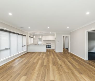 Stylish Family Home in Prime Location - Photo 1