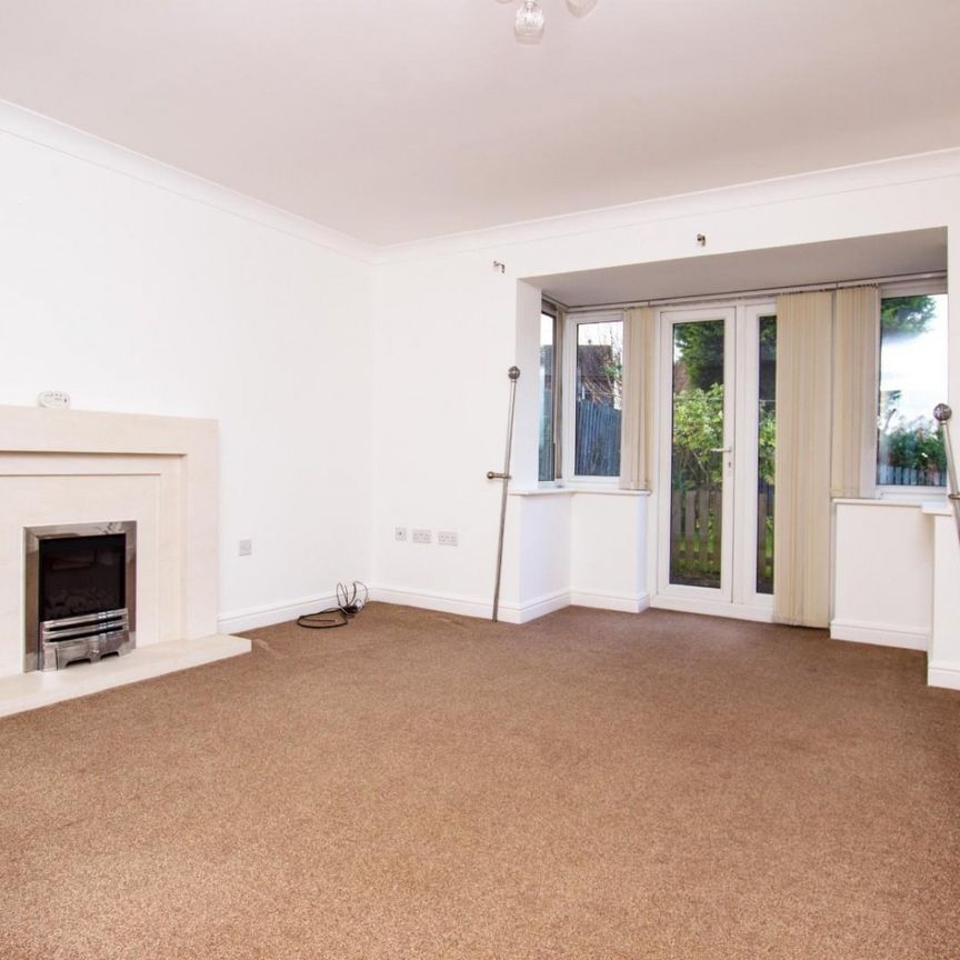 4 bedroom House To Let Total Size: 1716 SQ FT - Photo 1