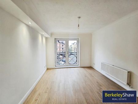 2 bedroom flat to rent - Photo 4