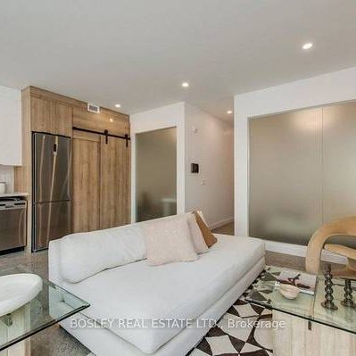 3 Bedroom, 2 Bathroom - River St Condos - Photo 4