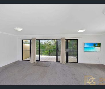 Ideal Location - Photo 3