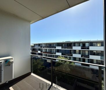 Neat & Convenient 1-Bedroom Unit in Belmont - Photo 5