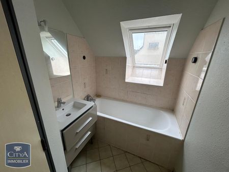 Location Appartement 3 pièces 40m² BEAUVAIS 60000 - Photo 2