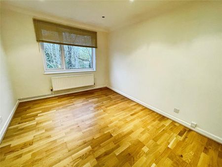 2 bedroom maisonette to rent - Photo 3