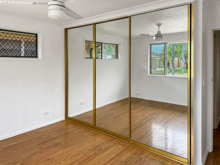 36 TATHA AVENUE, Palm Beach QLD 4221 - House For Rent | Domain - Photo 5