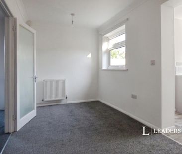 3 bedroom house to rent Henfield Close, Goring-by-Sea, Worthing, We... - Photo 1