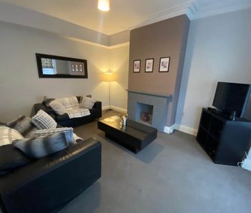 Knowle Road (room 1*), Burley, Leeds - Photo 2